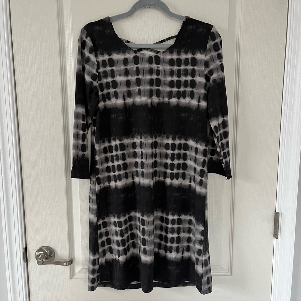 5th & Love Tie Dye 3/4 Sleeve with Criss Cross Back